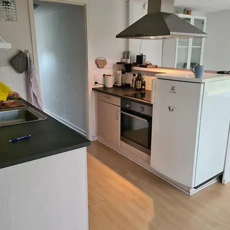 Semesterbostad Sommarhus Fullt Av Mys Och Semesterstämning Rødby